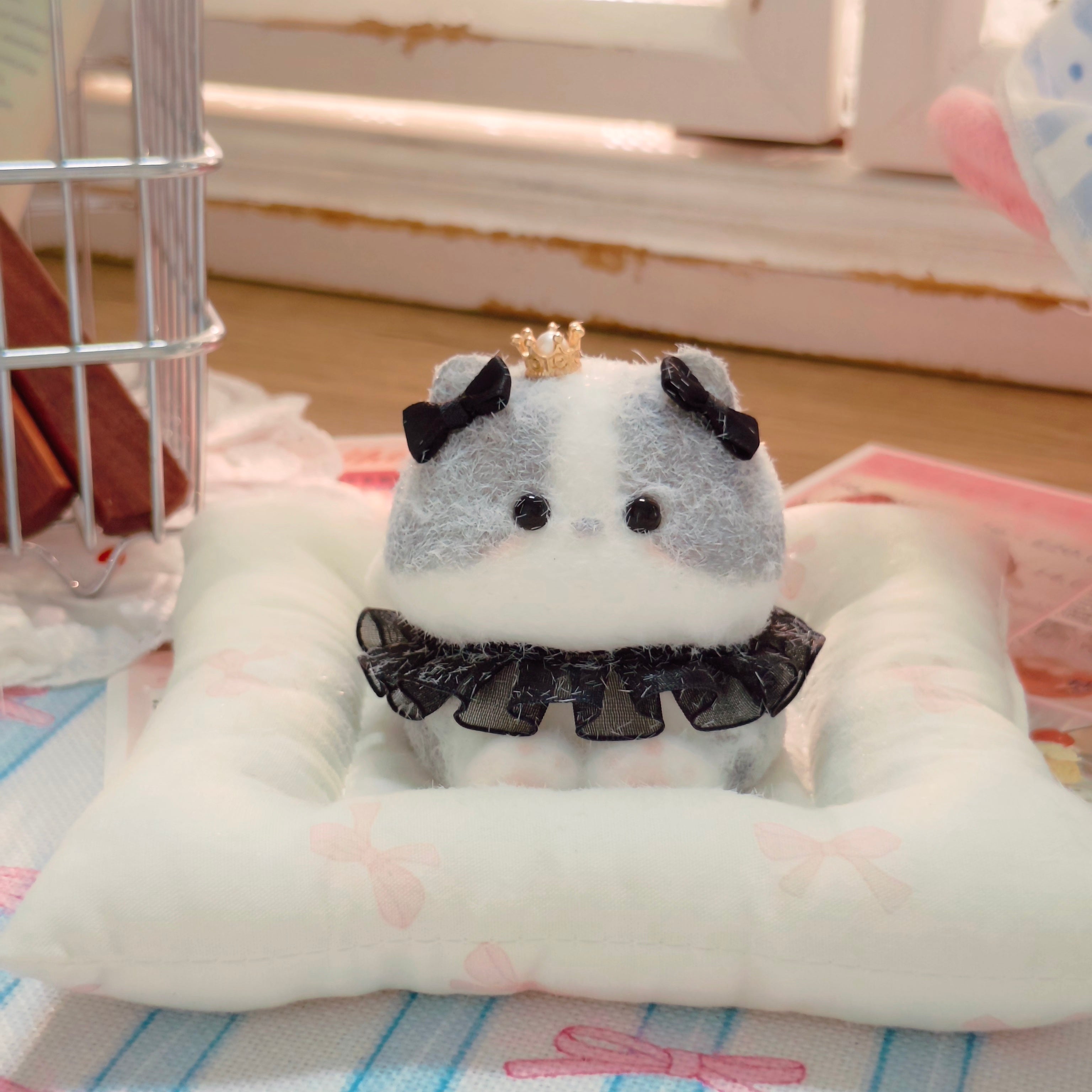 Hand‑Painted Small Cat Silicone Squishy